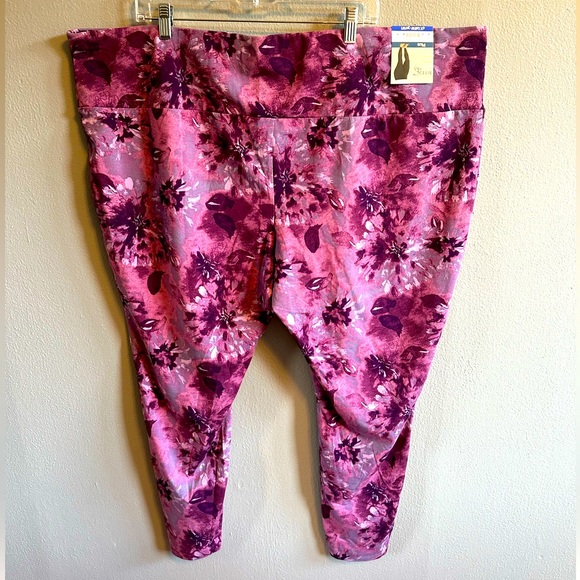NWT - TERRA & SKY high rise fitted leggings. Size 4X (28W – 30 W). - Picture 2 of 7